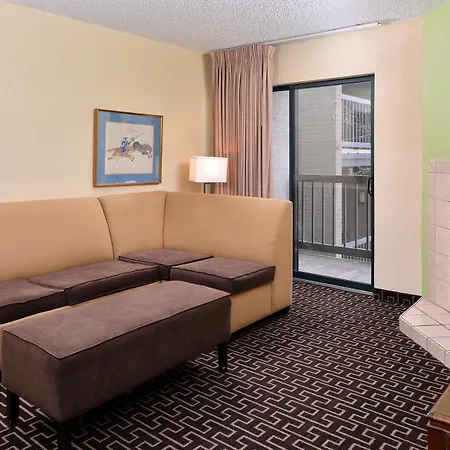 Americas Best Value Inn & Suites Extended Stay - Tulsa Exterior foto
